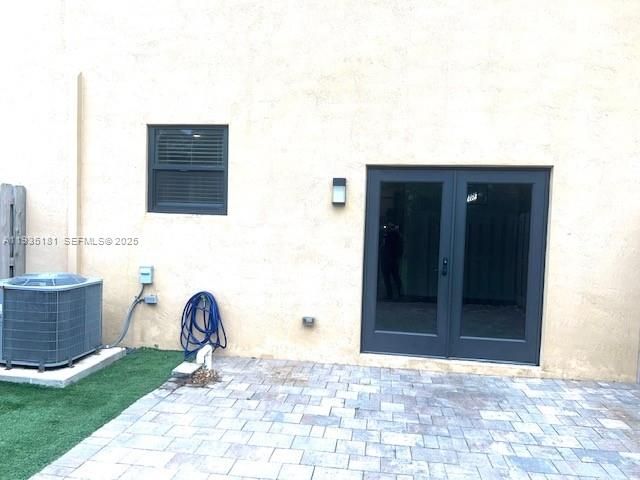 出租: $2,850 (3 贝兹, 2 浴室, 1394 平方英尺)