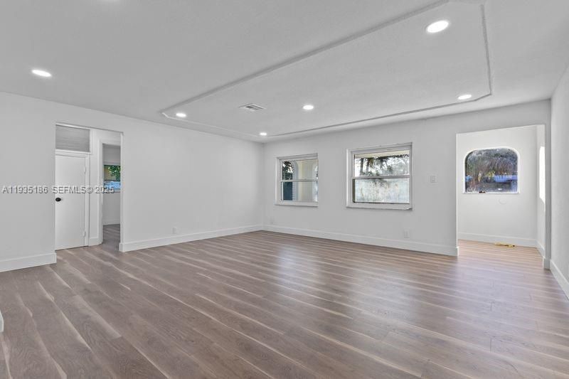 На продажу: $521,000 (3 спален, 2 ванн, 1553 Квадратных фут)