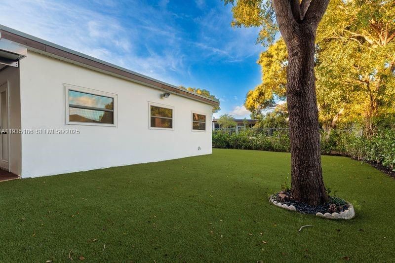 На продажу: $521,000 (3 спален, 2 ванн, 1553 Квадратных фут)