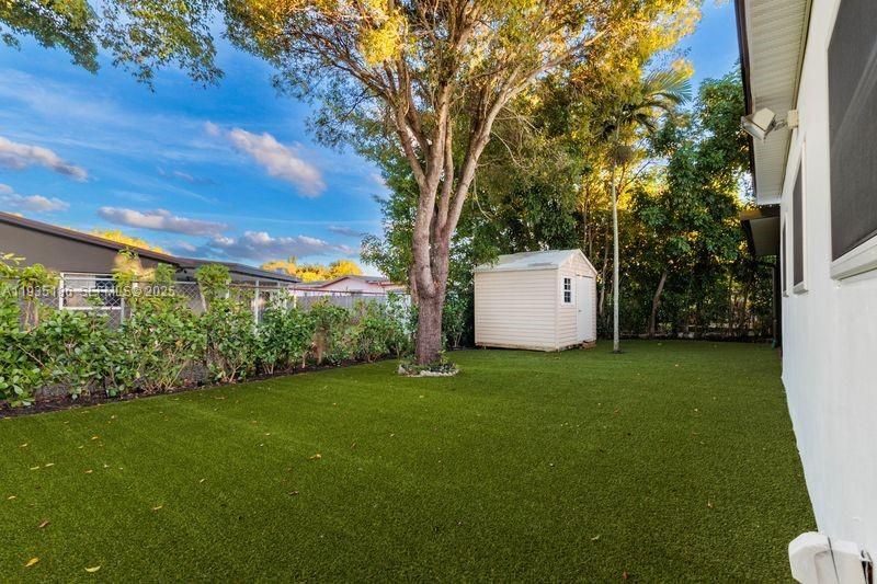 На продажу: $521,000 (3 спален, 2 ванн, 1553 Квадратных фут)