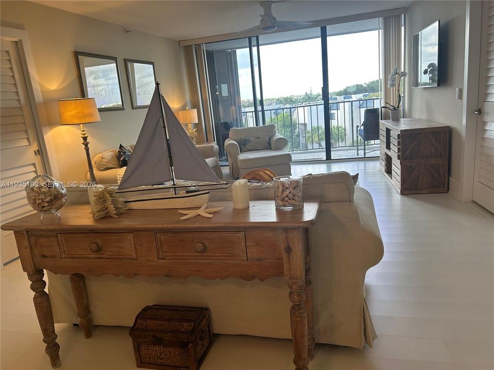 En Renta: $6,500 (2 camas, 2 baños, 1306 Pies cuadrados)