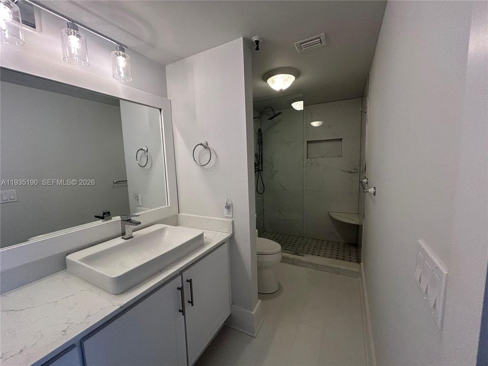 En Renta: $6,500 (2 camas, 2 baños, 1306 Pies cuadrados)