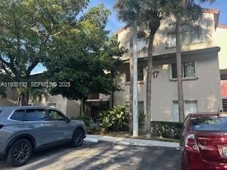 For Sale: $320,000 (2 beds, 2 baths, 1312 Square Feet)