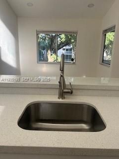 For Sale: $320,000 (2 beds, 2 baths, 1312 Square Feet)