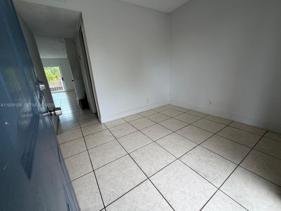 В аренду: $2,150 (3 спален, 2 ванн, 1440 Квадратных фут)