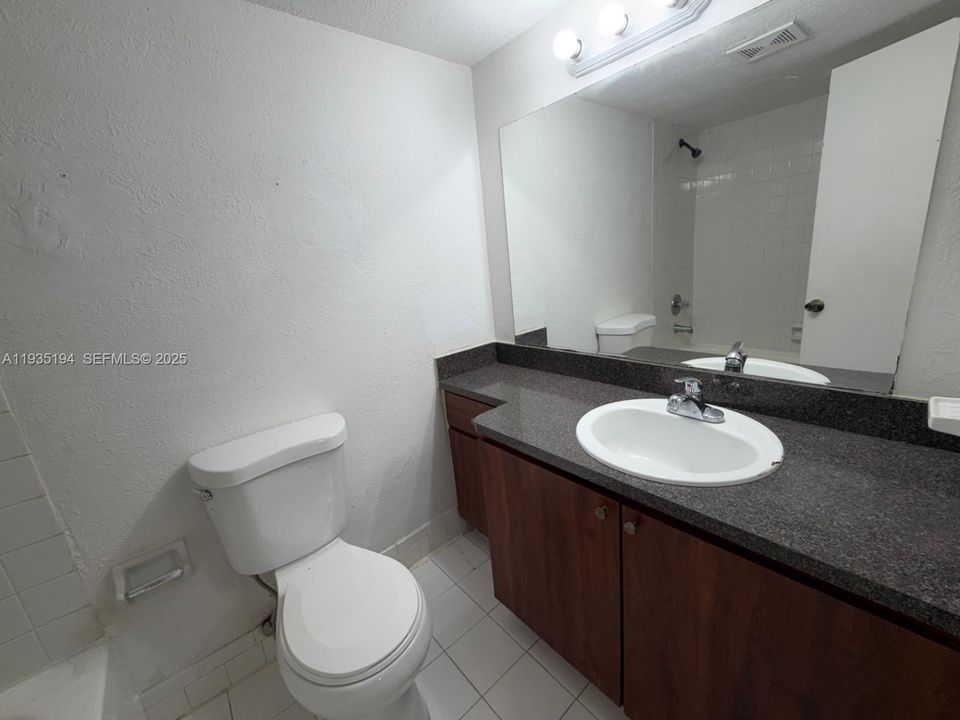 В аренду: $2,150 (3 спален, 2 ванн, 1440 Квадратных фут)