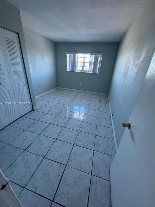 For Rent: $2,000 (2 beds, 2 baths, 875 Square Feet)