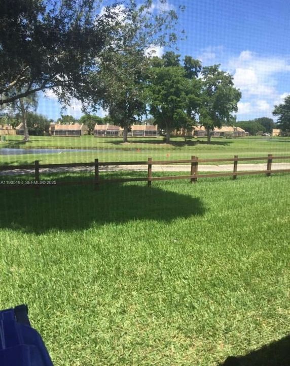 For Sale: $445,000 (3 beds, 2 baths, 1315 Square Feet)