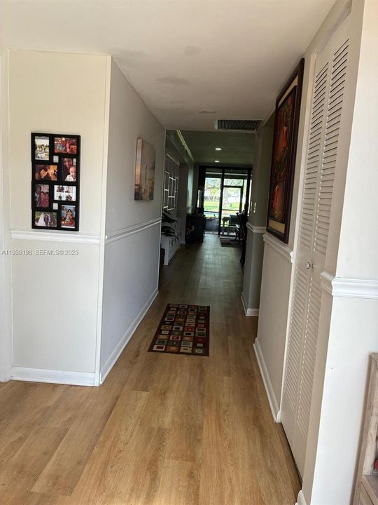 For Sale: $445,000 (3 beds, 2 baths, 1315 Square Feet)