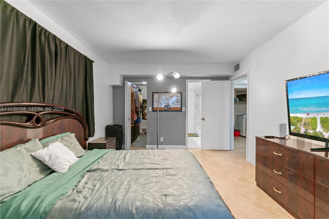 待售: $219,900 (2 贝兹, 1 浴室, 1160 平方英尺)