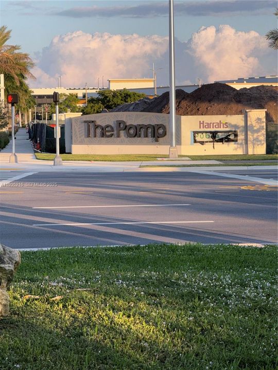 待售: $169,999 (2 贝兹, 2 浴室, 1100 平方英尺)