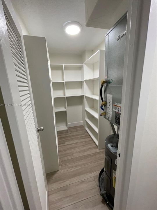 For Rent: $2,200 (2 beds, 2 baths, 1000 Square Feet)