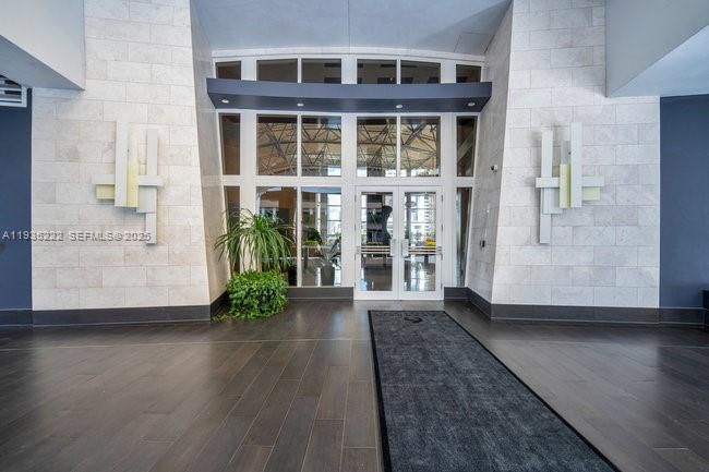 En Venta: $730,000 (1 camas, 1 baños, 1076 Pies cuadrados)