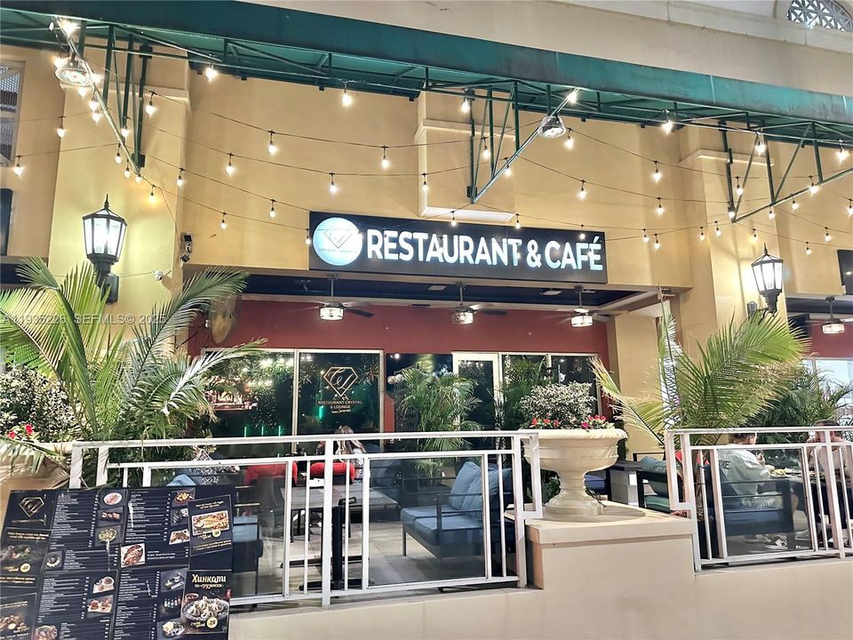 В аренду: $4,900 (3 спален, 2 ванн, 1447 Квадратных фут)