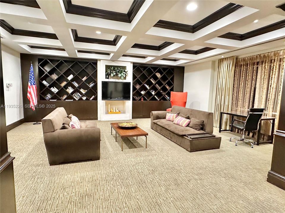 В аренду: $4,900 (3 спален, 2 ванн, 1447 Квадратных фут)