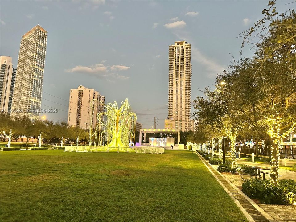 В аренду: $4,900 (3 спален, 2 ванн, 1447 Квадратных фут)