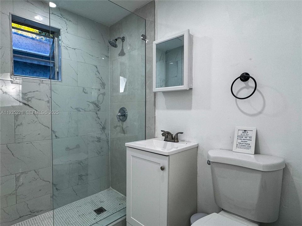 En Venta: $750,000 (0 camas, 0 baños, 1452 Pies cuadrados)