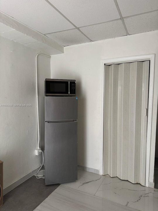 For Rent: $1,100 (1 beds, 1 baths, 0 Square Feet)