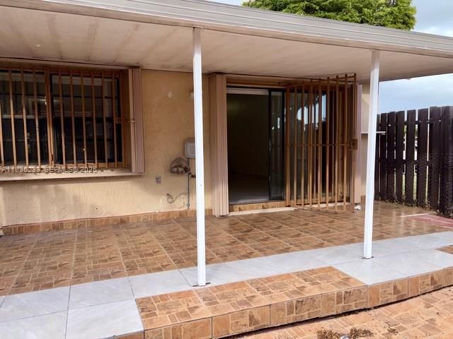 出租: $2,700 (2 贝兹, 2 浴室, 1124 平方英尺)