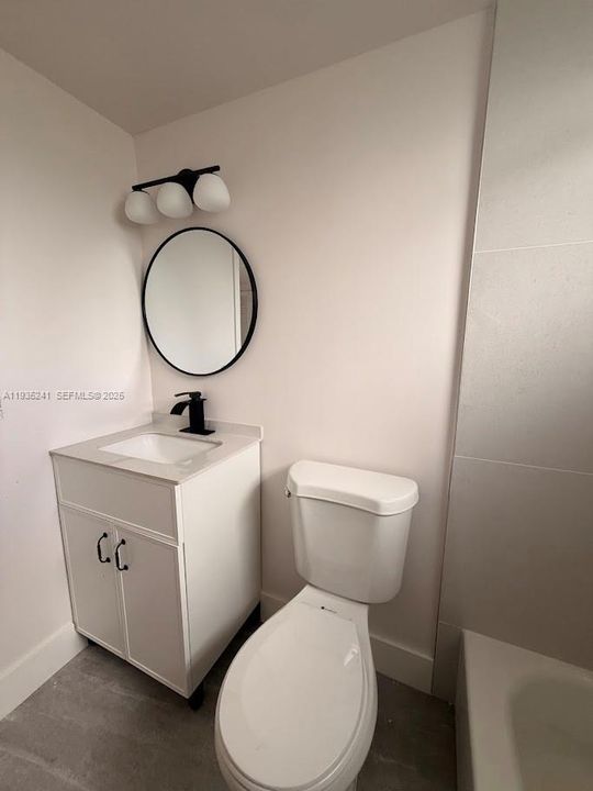 For Sale: $359,000 (3 beds, 1 baths, 920 Square Feet)