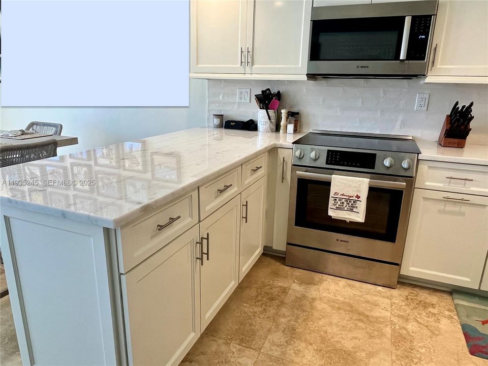 待售: $1,499,000 (3 贝兹, 3 浴室, 2261 平方英尺)