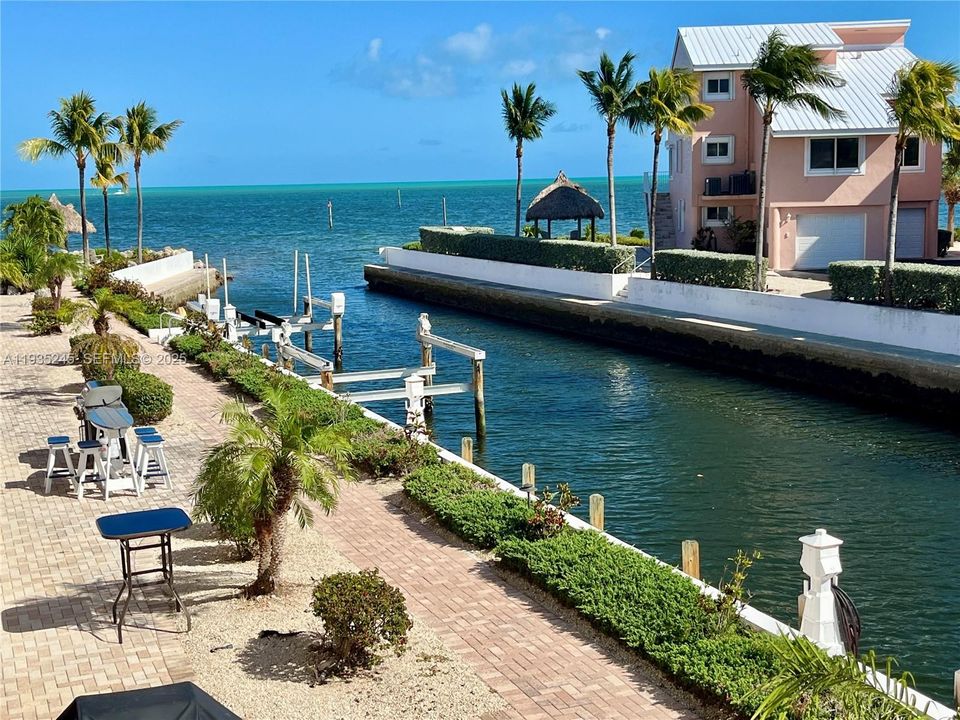 待售: $1,499,000 (3 贝兹, 3 浴室, 2261 平方英尺)