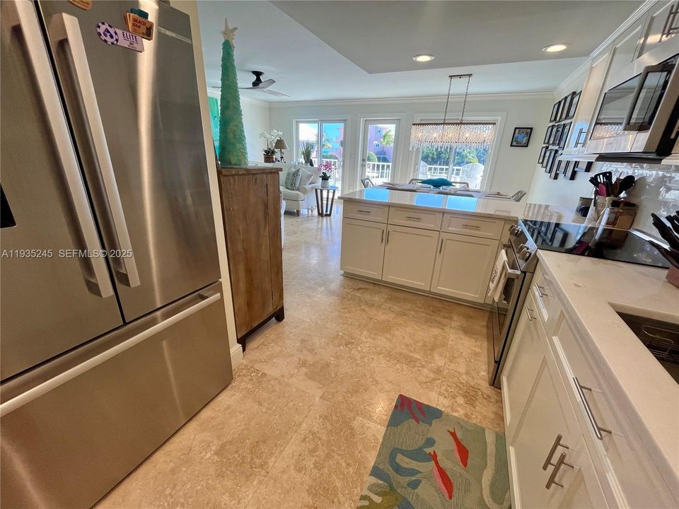 待售: $1,499,000 (3 贝兹, 3 浴室, 2261 平方英尺)