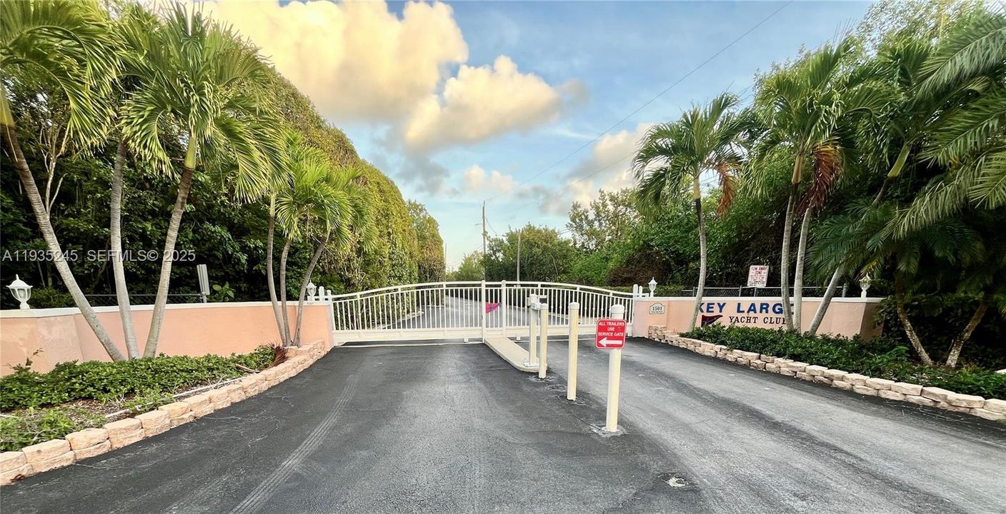 待售: $1,499,000 (3 贝兹, 3 浴室, 2261 平方英尺)