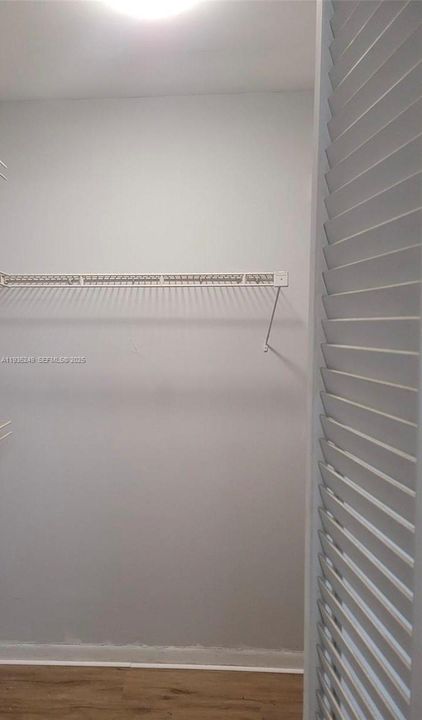 For Sale: $154,000 (1 beds, 1 baths, 816 Square Feet)