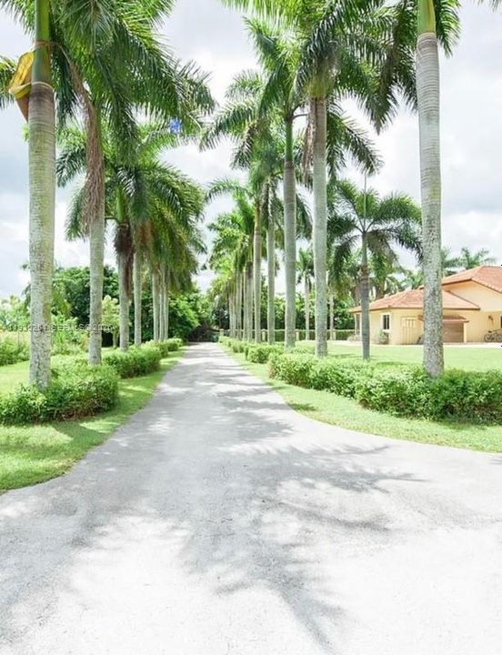 En Venta: $2,100,000 (7 camas, 5 baños, 4343 Pies cuadrados)