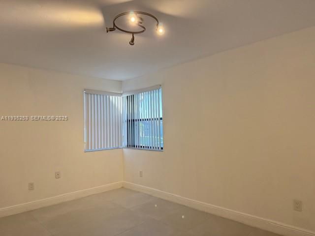 En Renta: $1,850 (2 camas, 2 baños, 970 Pies cuadrados)