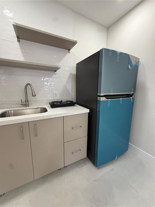 BRAND NEW APPLIANCES