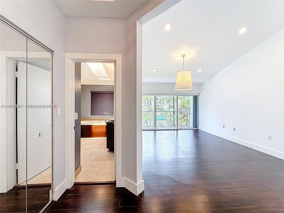 На продажу: $1,350,000 (4 спален, 3 ванн, 2857 Квадратных фут)