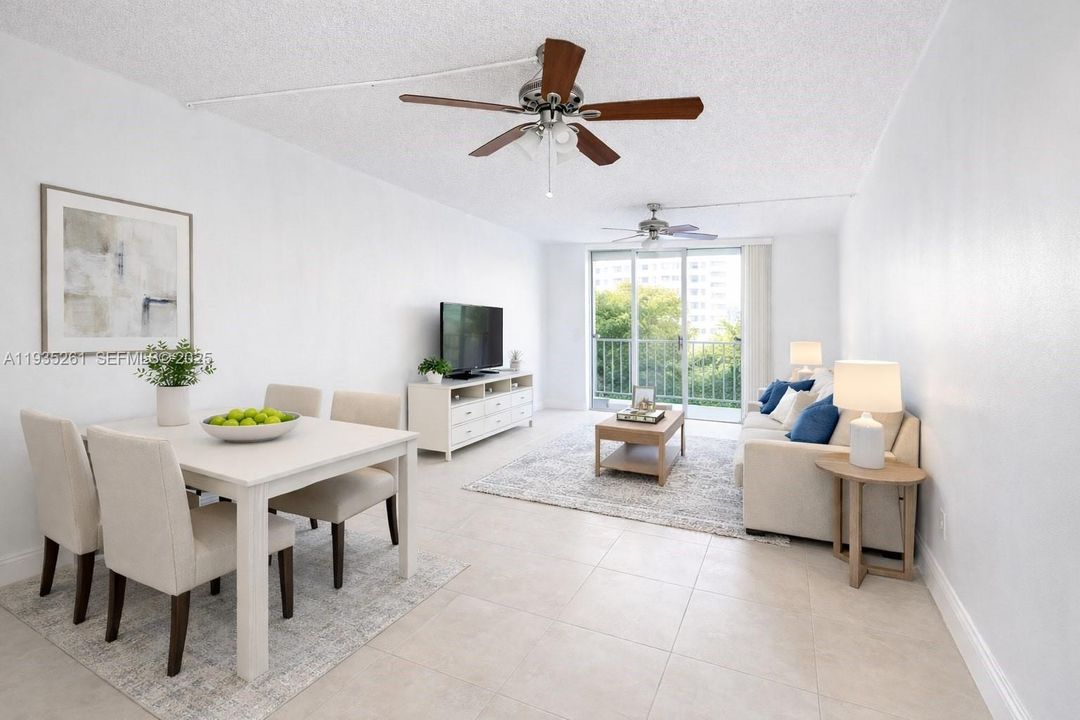 出租: $1,750 (1 贝兹, 1 浴室, 900 平方英尺)