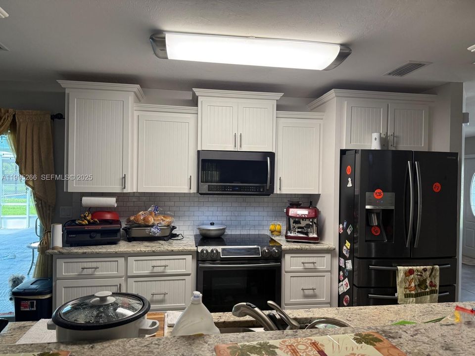 En Venta: $499,000 (3 camas, 2 baños, 2037 Pies cuadrados)