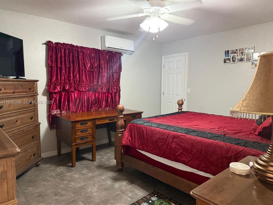 En Venta: $499,000 (3 camas, 2 baños, 2037 Pies cuadrados)