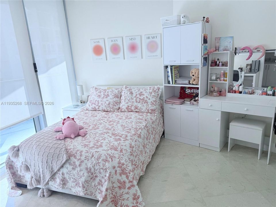 En Venta: $1,499,000 (3 camas, 3 baños, 2115 Pies cuadrados)