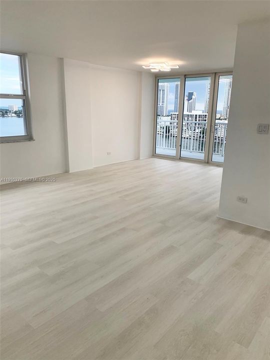 For Sale: $749,000 (2 beds, 2 baths, 1856 Square Feet)