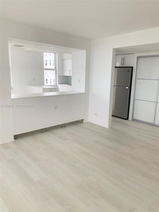 For Sale: $749,000 (2 beds, 2 baths, 1856 Square Feet)