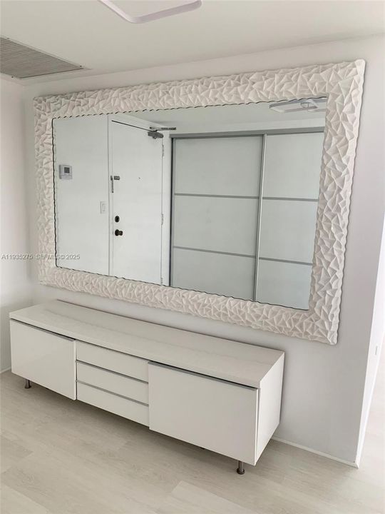 For Sale: $749,000 (2 beds, 2 baths, 1856 Square Feet)