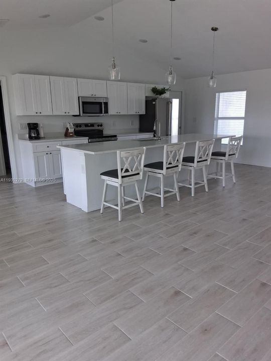 В аренду: $1,650 (3 спален, 2 ванн, 0 Квадратных фут)