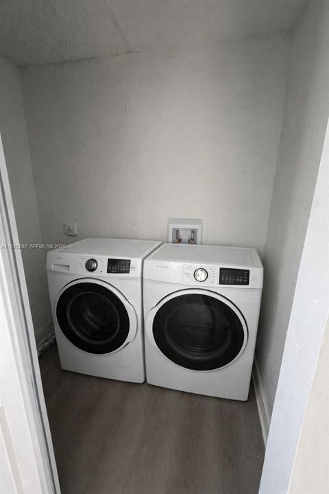 En Renta: $3,550 (5 camas, 2 baños, 2580 Pies cuadrados)