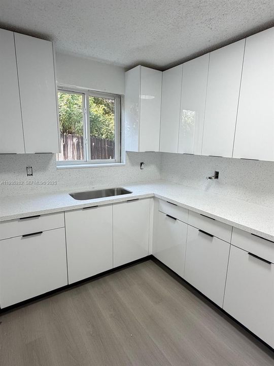 En Renta: $3,550 (5 camas, 2 baños, 2580 Pies cuadrados)