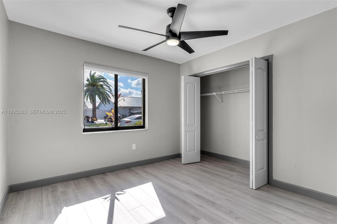 For Rent: $3,800 (3 beds, 2 baths, 1392 Square Feet)