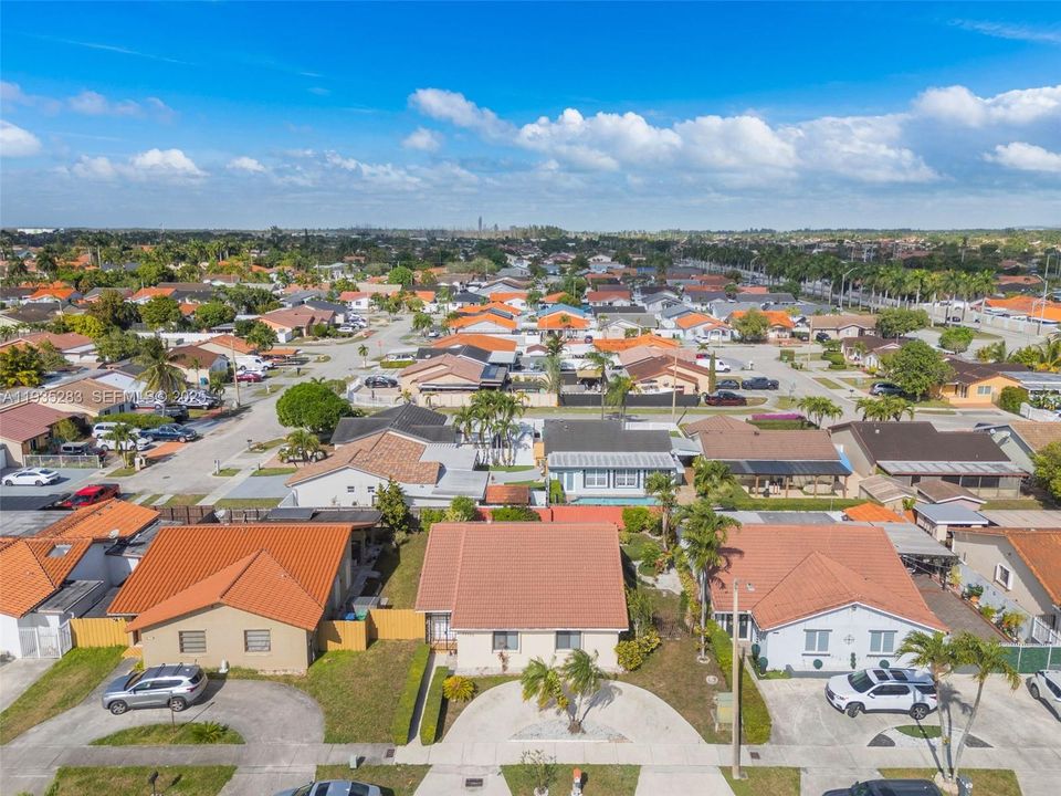 For Rent: $3,800 (3 beds, 2 baths, 1392 Square Feet)