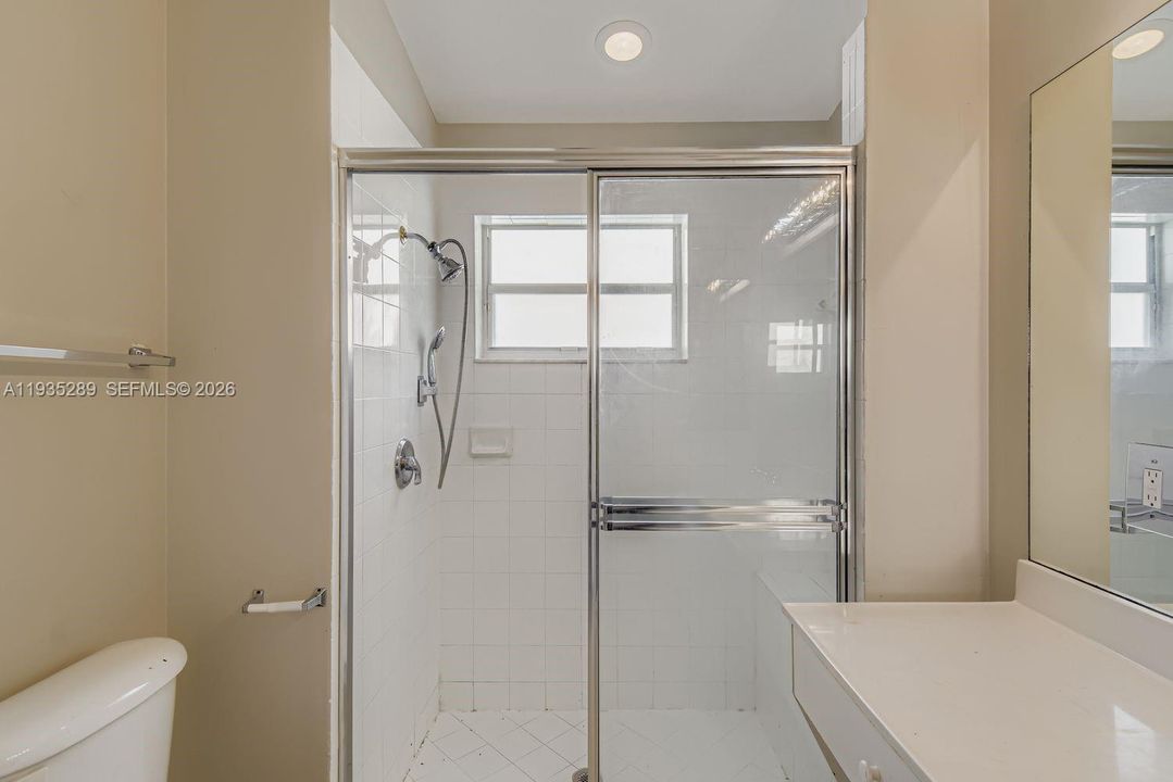 En Venta: $700,000 (3 camas, 2 baños, 1598 Pies cuadrados)