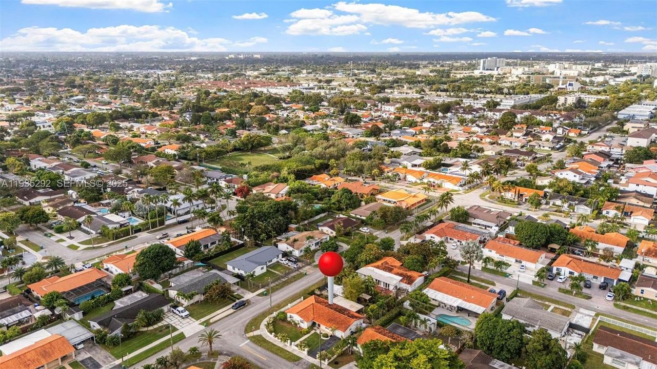 En Venta: $749,000 (3 camas, 2 baños, 1631 Pies cuadrados)