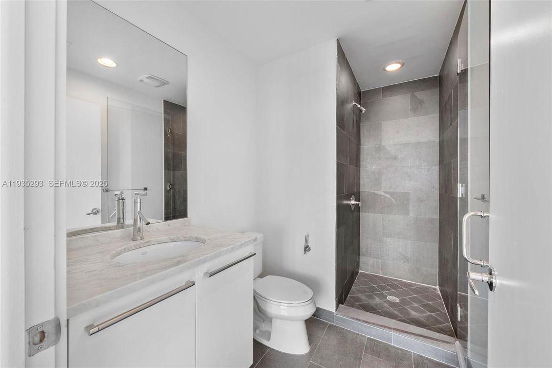 На продажу: $1,849,000 (3 спален, 4 ванн, 0 Квадратных фут)