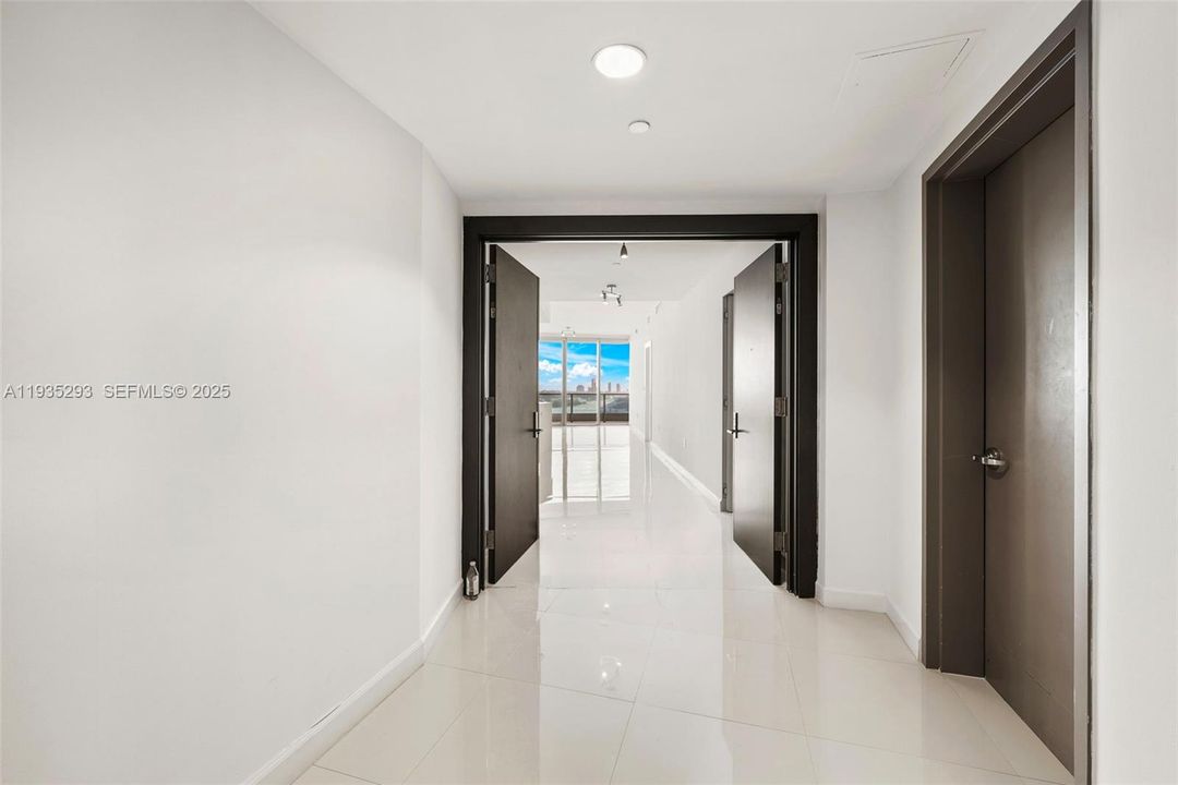 Private Elevator and Foyer