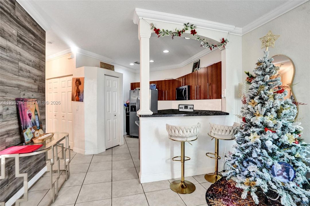 待售: $378,000 (3 贝兹, 2 浴室, 1137 平方英尺)